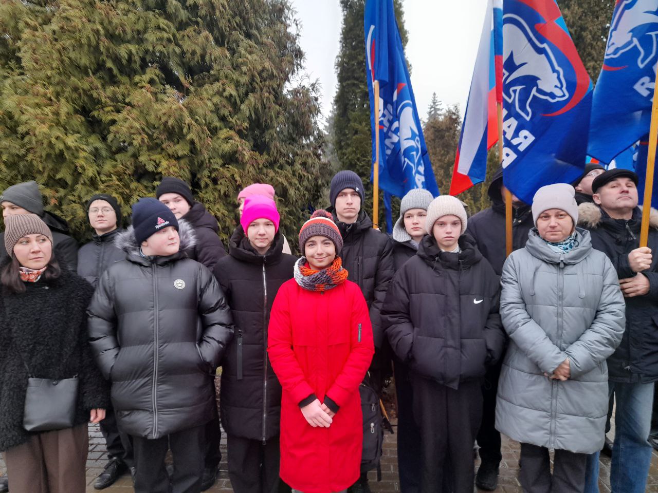 Митинг в честь освобождения г.Кирова от немецко-фашистских захватчиков.